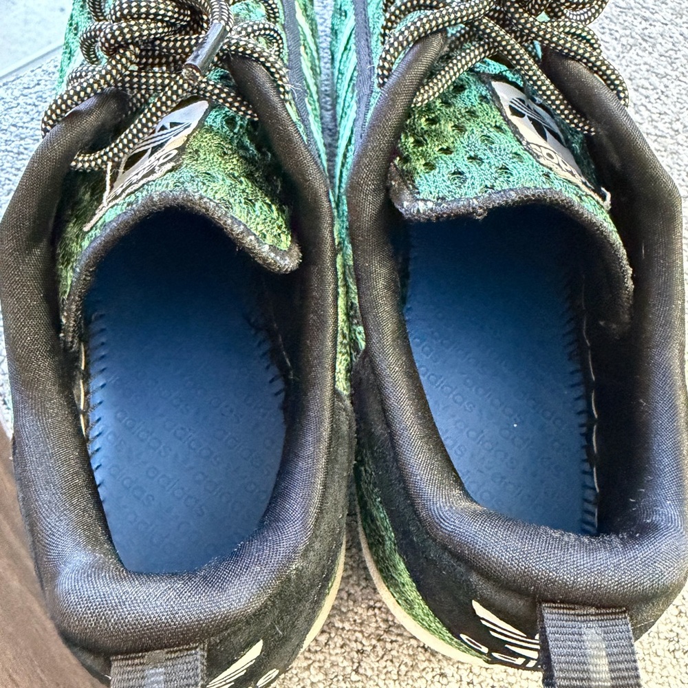 Shell Toe Adidas - Picture 5 of 7